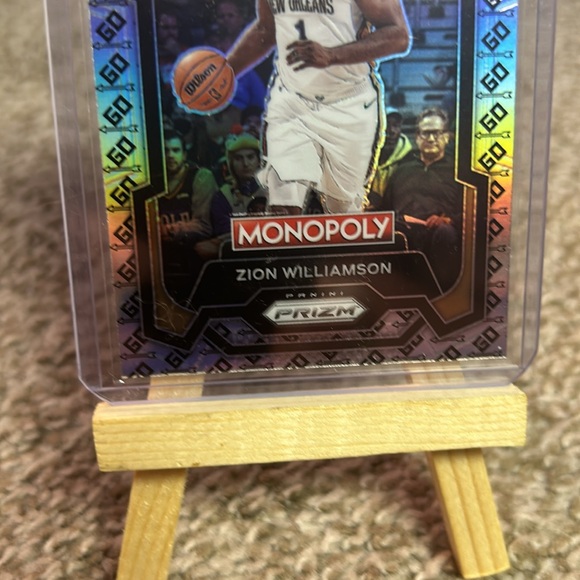 Zion Williamson NBA Monopoly Panini Prizm Go #55 Basketball Card New Orleans - Picture 2 of 4